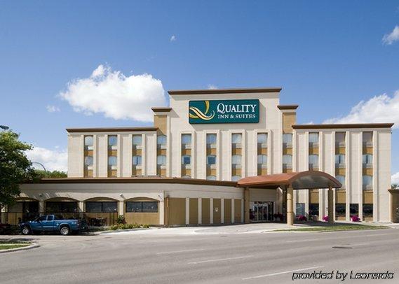 Quality Inn & Suites Winnipeg Exterior photo